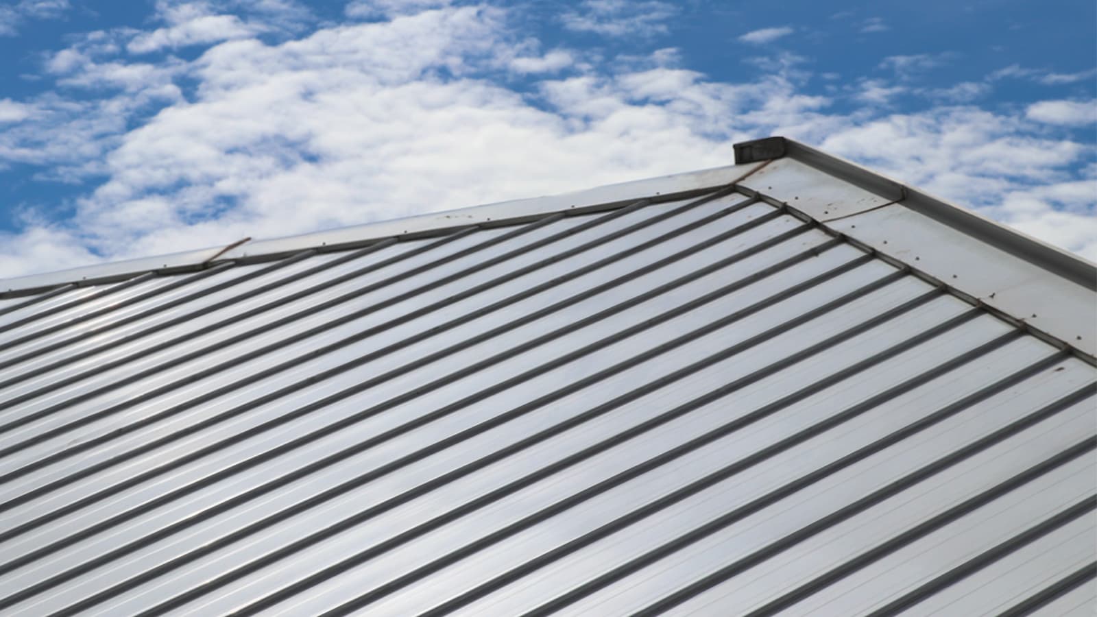 Pannelli parete in poliuretano e in lana minerale